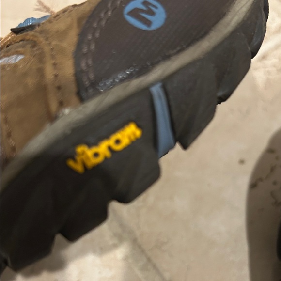 Merrell Sandals - Picture 9 of 9